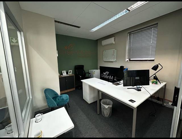 390M² WAREHOUSE TO LET IN WYNBERG